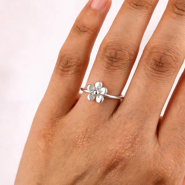 Silver_Tone_Five_Petal_Floral_Ring_For_Women