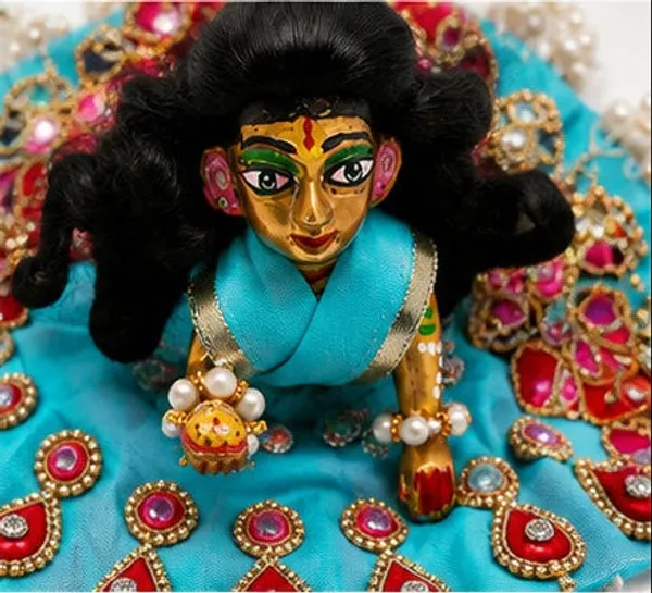 Bh_107_Neel_Rangoli_Poshak
