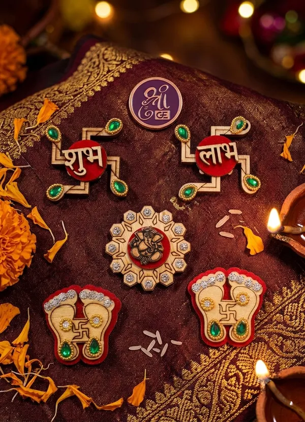wooden_shubh_labh_design_home_decor