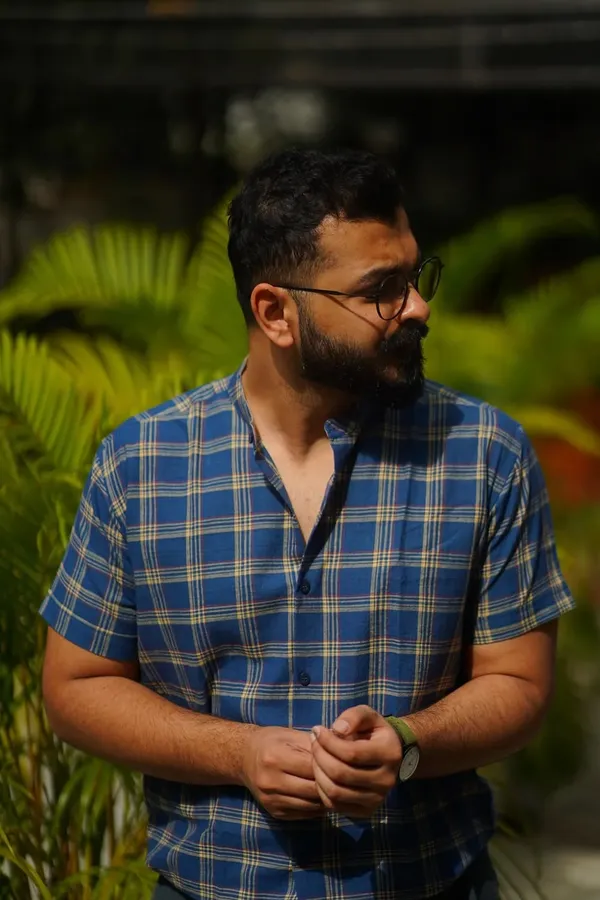 Blue_Cotton_Relaxed_Fit_Checkered_Casual_Shirt_For_Men