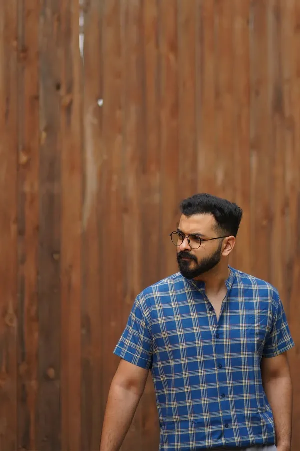 Blue_Cotton_Relaxed_Fit_Checkered_Casual_Shirt_For_Men