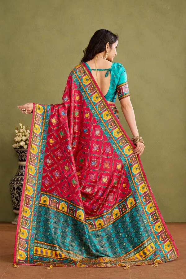 Fuchsia_Pink_Satin_Silk_Patola_Saree