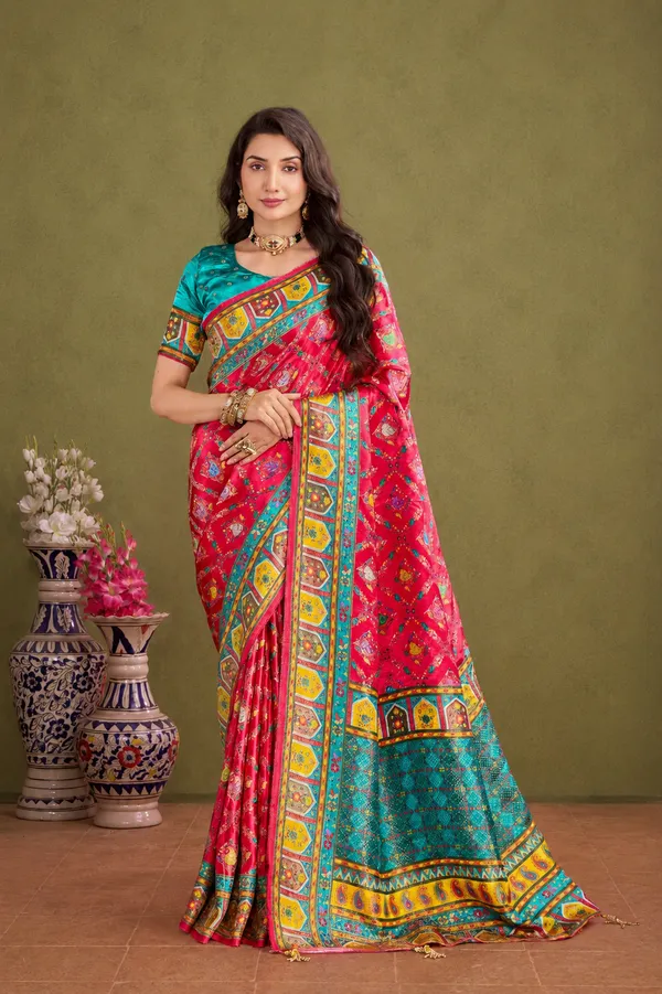 Fuchsia_Pink_Satin_Silk_Patola_Saree