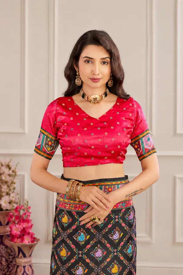 Black_Satin_Silk_Patola_Saree