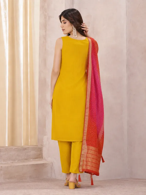 Mustard_Yellow_Straight_Kurta_Pant_Set_With_Ombre_Banarasi_Dupatta