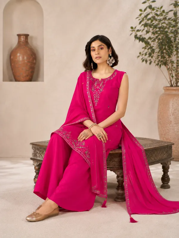 Magenta_Pink_Roman_Silk_Embroidered_Sleeveless_Kurta_Palazzo_Set_With_Dupatta