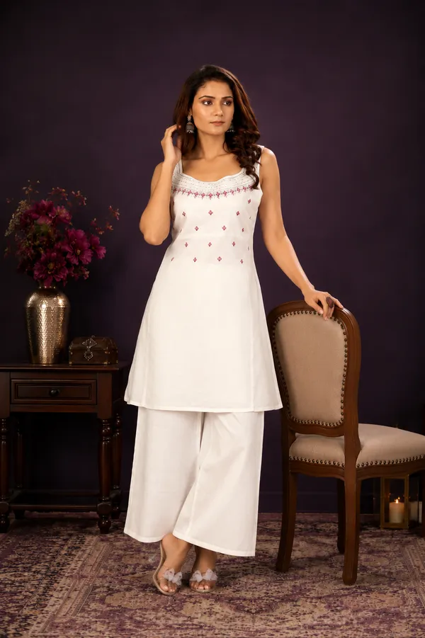 Prristine_Off_White_Vetican_Silk_Flared_Palazzo_Suit_Set