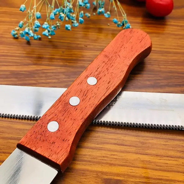 Stainless_Steel_Bread_Knife_with_Serrated_Blade,_Ergonomic_Wooden_Handle_&_Precision_Cutting_Edge_for_Bread,_Croissants,_Cakes_and_Pastries