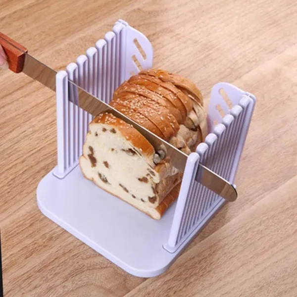 Bread_Knife_with_Stainless_Steel_Serrated_Blade_and_Wooden_Handle,_Long_Bread_Slicer_Knife_for_Bread,_Cakes,_Pastries_and_Sandwiches,_Kitchen_Cutting_Tool