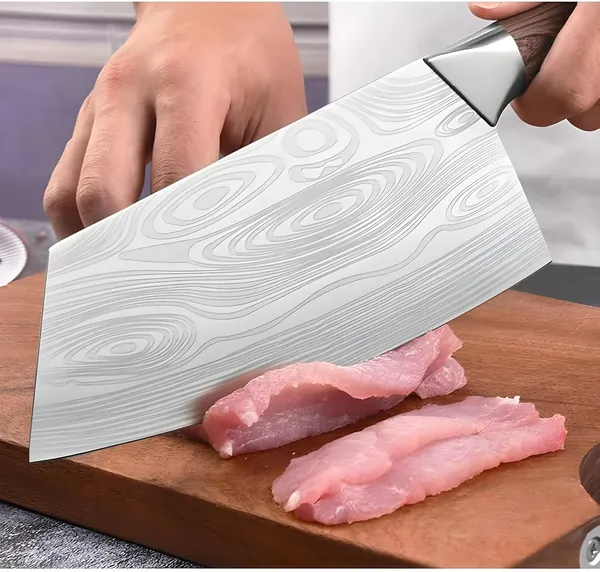 Premium_Damascus_Pattern_Kitchen_Cleaver_Knife_with_Ergonomic_Wood-Effect_Handle,_Wide_Sharp_Blade_for_Chopping,_Slicing_&_Everyday_Kitchen_Preparation