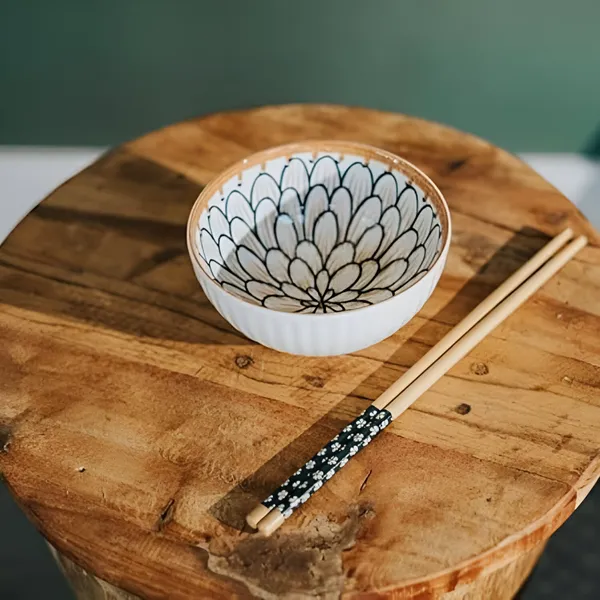 Japanese_Ceramic_Dinnerware_Set_|_Floral_Serving_Plate_&_Bowls_with_Chopsticks_|_Japanese_Style_Tableware_Gift_Set
