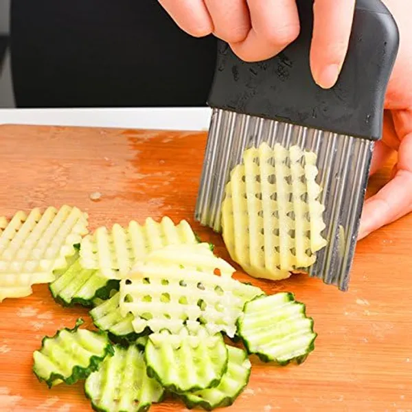 Vegetable_Slicer_Cutter,_Handheld_Vegetable_Chopper_&_Crinkle_Cutter_for_Potato,_Carrot,_Cucumber,_Radish_&_Other_Vegetables,_Manual_Kitchen_Cutting_Tool