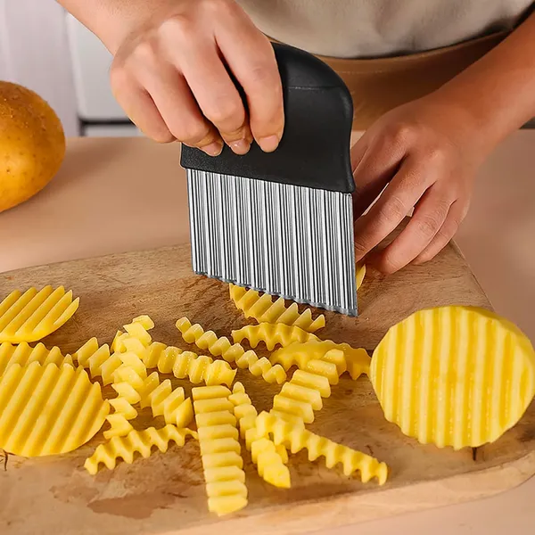 Vegetable_Slicer_Cutter,_Handheld_Vegetable_Chopper_&_Crinkle_Cutter_for_Potato,_Carrot,_Cucumber,_Radish_&_Other_Vegetables,_Manual_Kitchen_Cutting_Tool