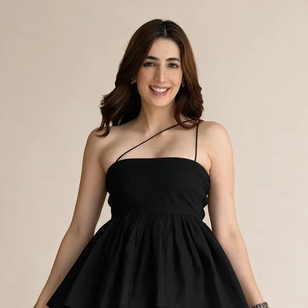 Black_Cotton_Strappy_Peplum_Top_For_Women