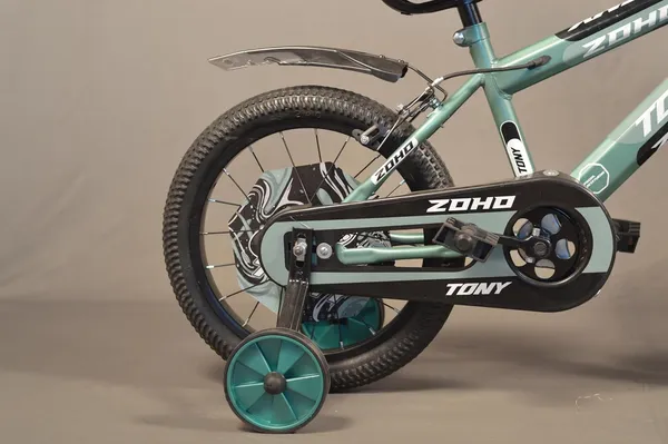 Kids_Bicycle_With_Training_Wheels