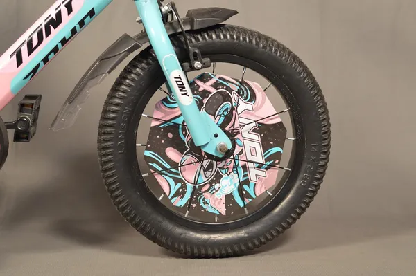 Kids_Bicycle_With_Training_Wheels