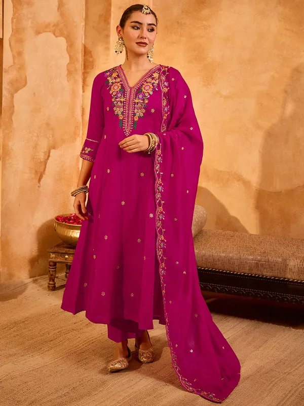 Magenta_Chanderi_Silk_Embroidered_Anarkali_Suit_Set_For_Women