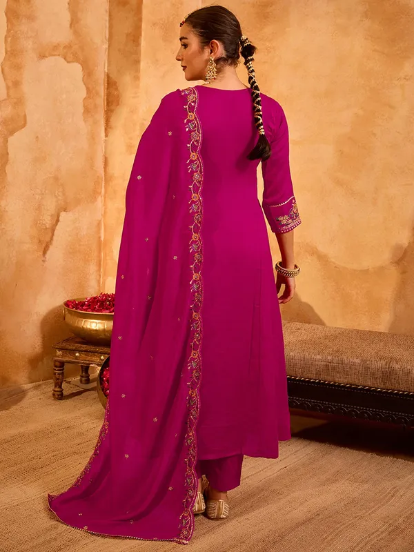 Magenta_Chanderi_Silk_Embroidered_Anarkali_Suit_Set_For_Women