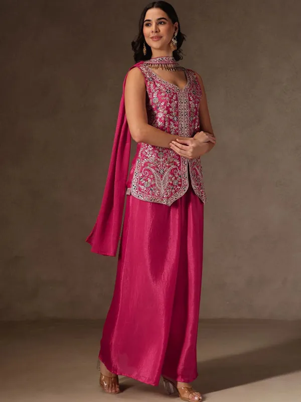 Beautiful_Embroidered_Kurta_Palazzo_Outfit