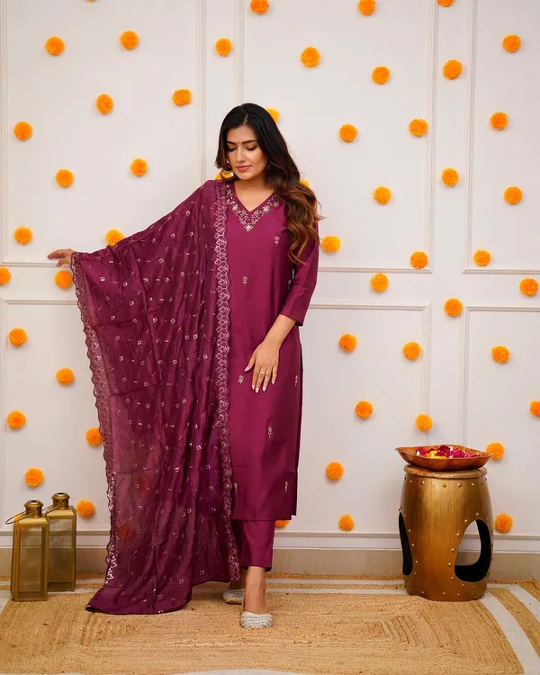 Maroon_Rayon_Slub_Embroidered_Kurta_Palazzo_Set_For_Women