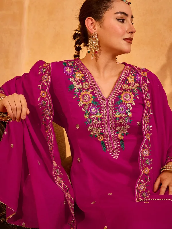 Magenta_Chanderi_Silk_Embroidered_Anarkali_Suit_Set_For_Women
