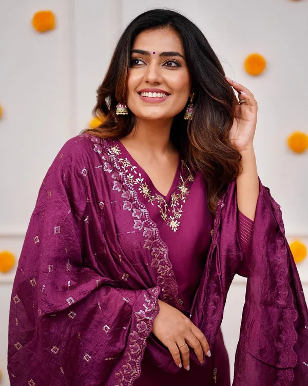 Maroon_Rayon_Slub_Embroidered_Kurta_Palazzo_Set_For_Women