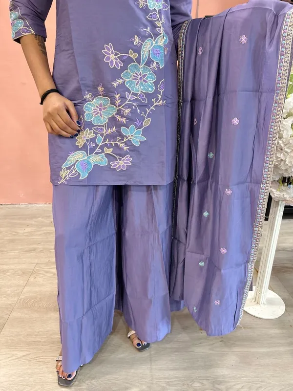 Lavender_Roman_Silk_Straight_Kurta_Set_For_Women