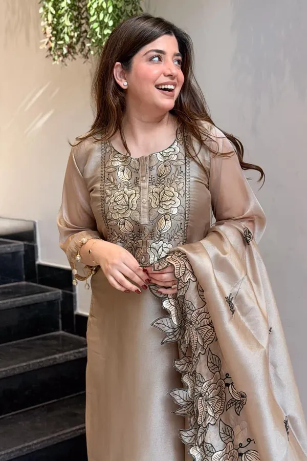 Women_s_Brown_Floral_Embroidered_Anarkali_Ethnic_Wear