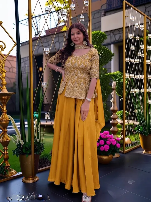 Women’s_Yellow_Designer_Peplum_Kurta_&_Palazzo_Set
