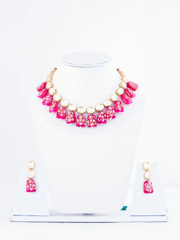 Pink_Kundan_And_Stone_Traditional_Necklace_Set_For_Women