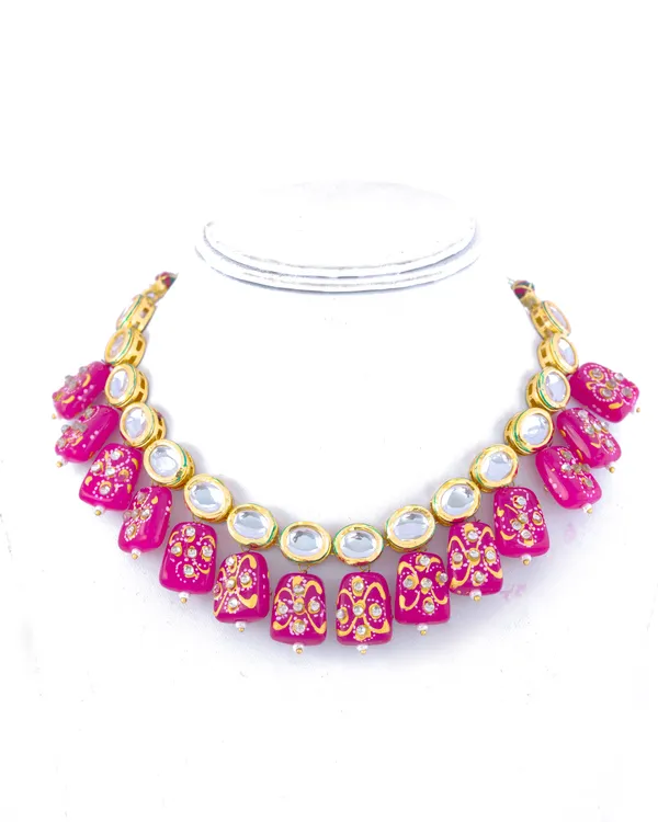 Pink_Kundan_And_Stone_Traditional_Necklace_Set_For_Women