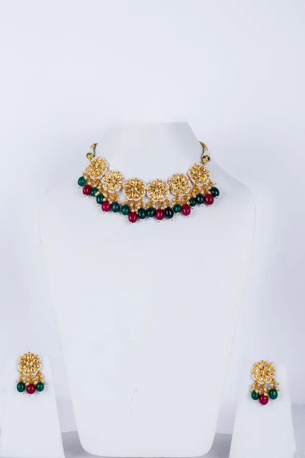 Red_And_Green_Kundan_Floral_Necklace_And_Earrings_Set_For_Women
