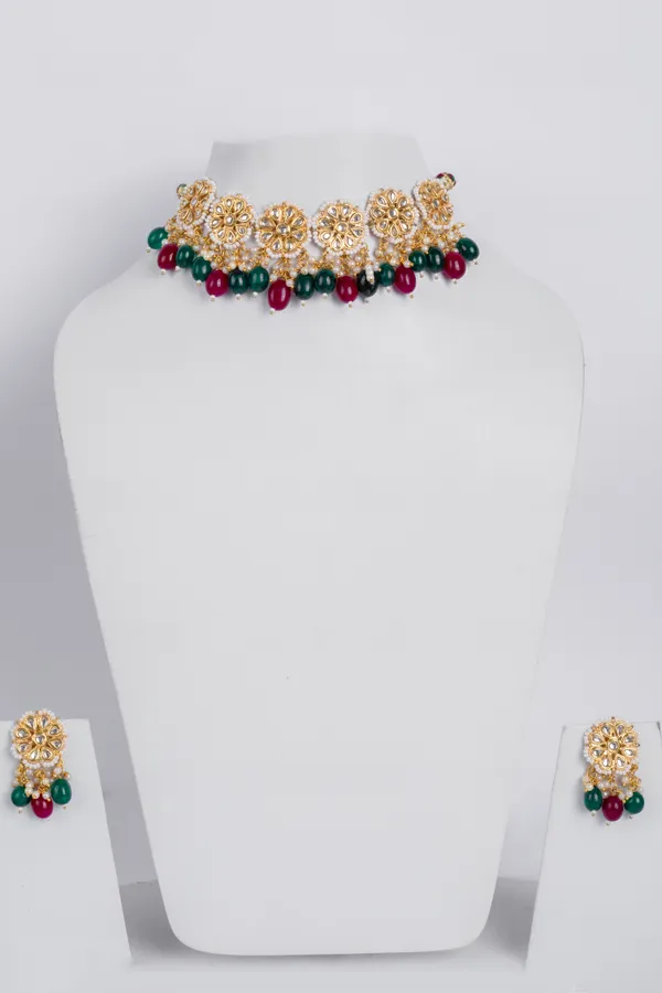 Red_And_Green_Kundan_Floral_Necklace_And_Earrings_Set_For_Women