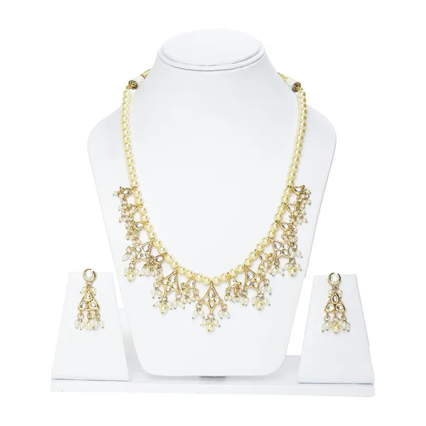 Golden_Kundan_Pearl_Necklace_Set_For_Women