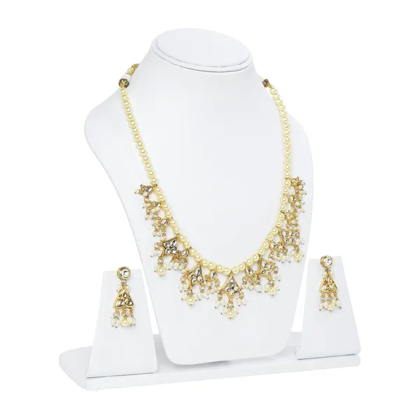 Golden_Kundan_Pearl_Necklace_Set_For_Women