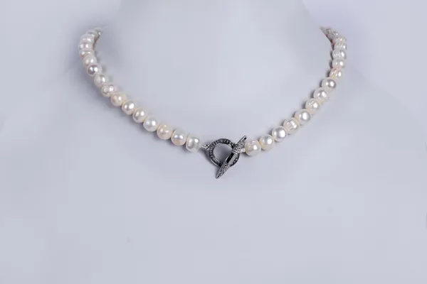White_Real_Pearl_Zirconia_Lock_Pendant_Choker_Necklace_For_Women