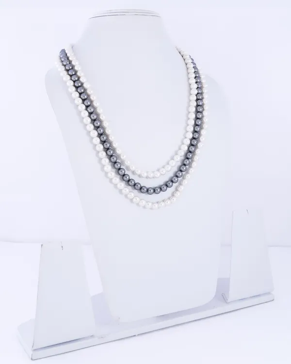 White_And_Grey_Shell_Pearl_3-Layer_Mala_For_Women