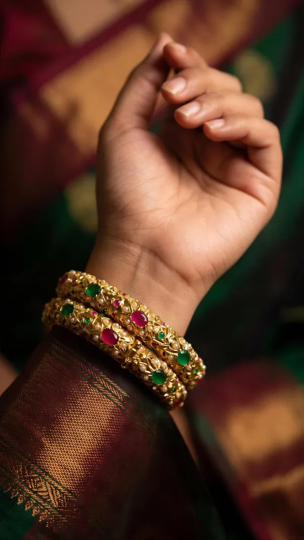 Golden_Red_Green_Brass_Stone_Studded_Jadau_Bangles_For_Women_Pack_Of_2