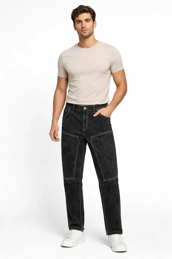 Black_Straight_Fit_Jeans_For_Men