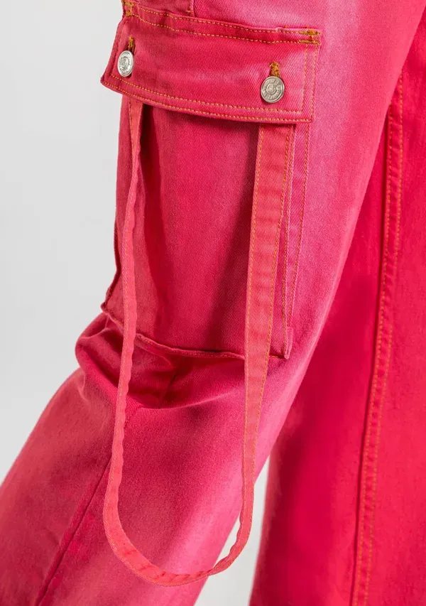 Pink_Cargo_Jeans_With_Utility_Pockets_And_Strap_Details_For_Women