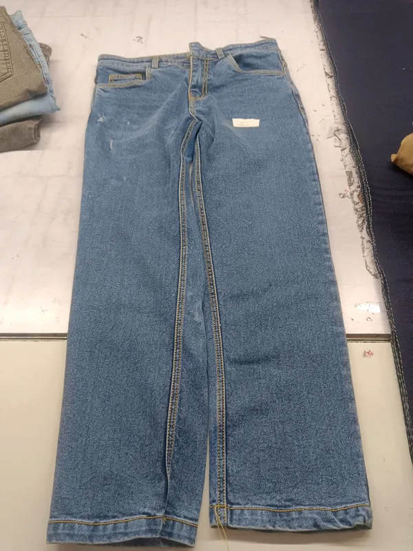 Blue_Denim_Regular_Fit_Jeans_for_Men