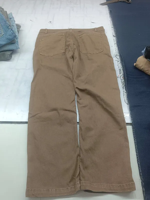 Brown_Woven_Straight_Fit_Trousers_for_Men