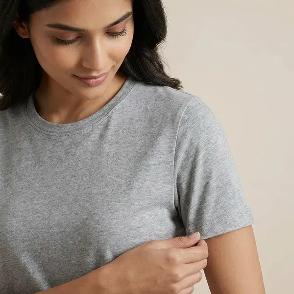 Grey_Solid_Round_Neck_T_Shirt_For_Women