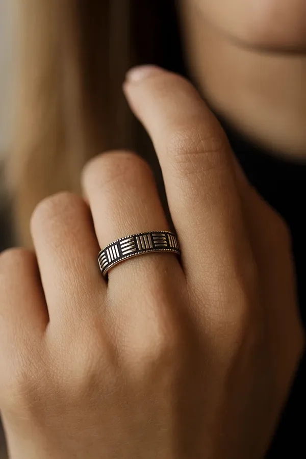 City_Lights_Legend_Oxidised_925_Silver_Statement_Rings_For_Urban_Mavericks_Default_Title