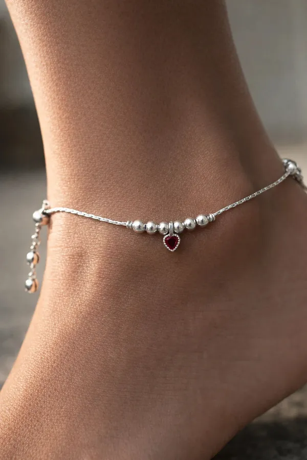 Crimson_Heartbeat_Beaded_Silver_Anklet_A_Delicate_Promise_In_Every_Step_Single