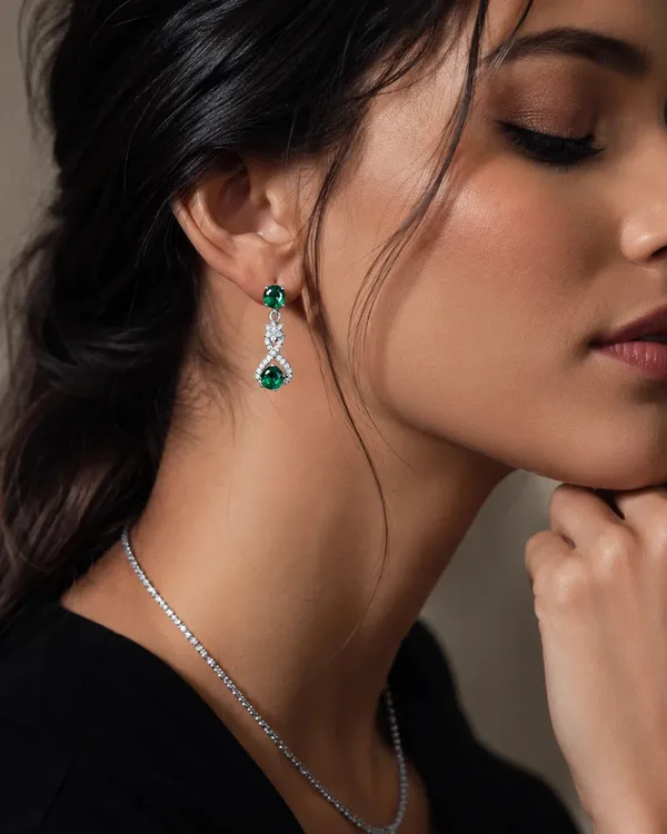 Emerald_Radiance_Exquisite_Oxidised_Silver_Drop_Earrings_Default_Title