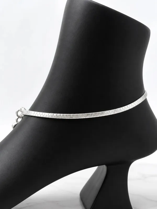 Moonlit_Elegance_Sterling_Silver_Radiance_Anklet_Single