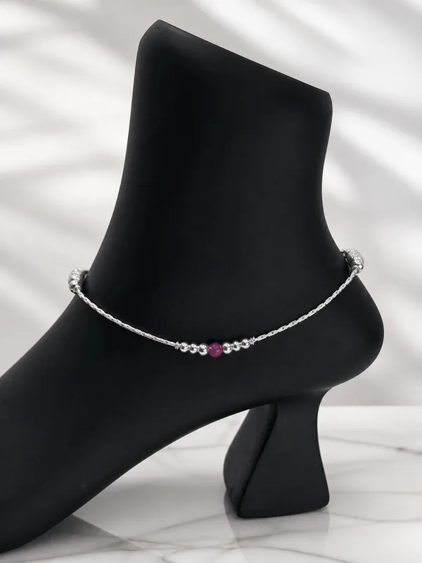 Mystic_Dusk_Silver_Anklet_With_Exquisite_Ruby_Beads_Single
