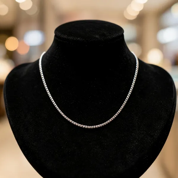 Premium_Silver_Box_Chain_Minimal_Durable_Modern
