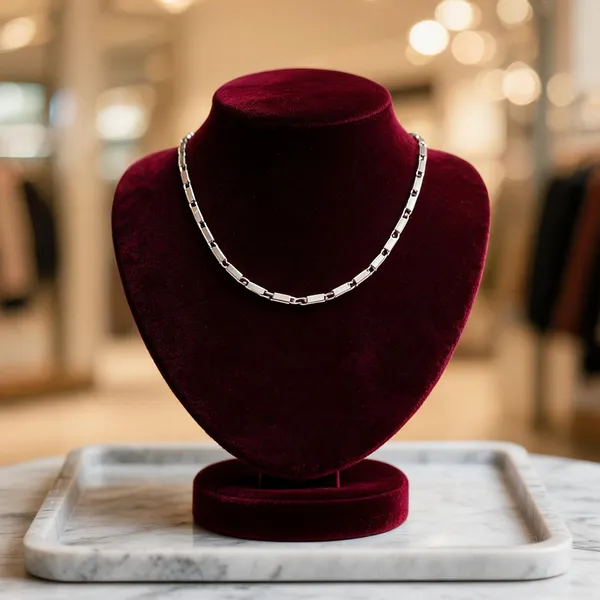 Premium_Mens_Premium_Silver_Link_Chain_Sleek_Minimal_Designer_Jewelry_For_Everyday_Wear